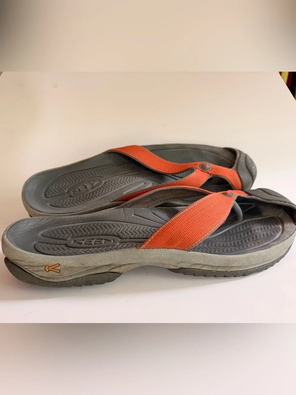 KEEN Waimea H2 Flip Flop Sandals Men’s US 15 Gray Orange Water Beach Hiking